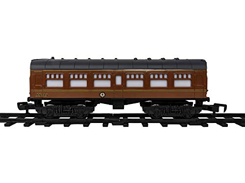 Lionel Battery-Operated Hogwarts Express Toy Train Set with Bluetooth, Locomotive, Train Cars, & Track with Authentic Train Sounds, Lights, & Water Vapor Smoke Effects for Kids 4+ Lionel