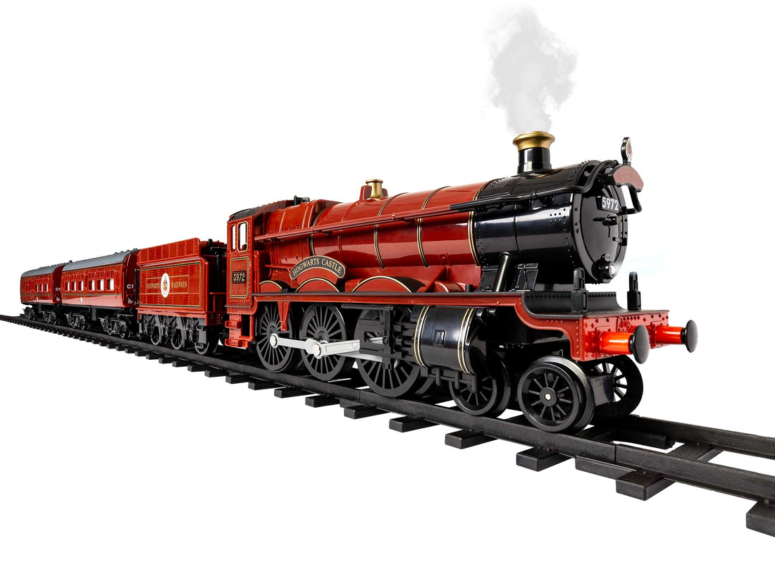 Lionel Battery-Operated Hogwarts Express Toy Train Set with Bluetooth, Locomotive, Train Cars, & Track with Authentic Train Sounds, Lights, & Water Vapor Smoke Effects for Kids 4+ Lionel